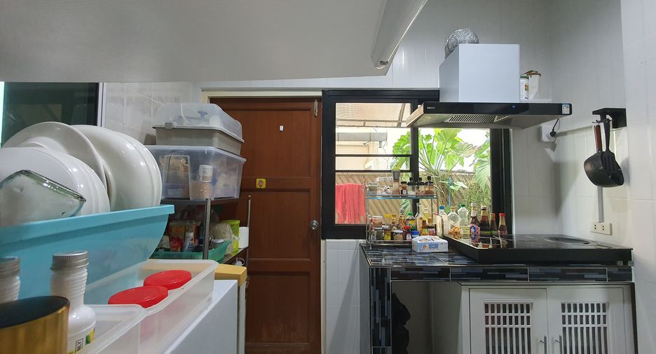 À vendre 3 chambres maison à Phra Samut Chedi, Samut Prakan