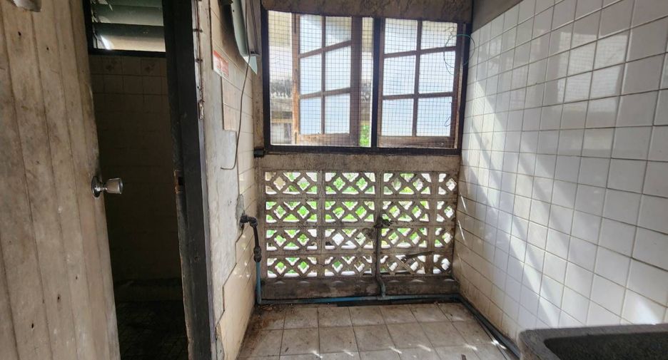 Продажа и аренда торговое помещение в Щаттхана, Бангкок