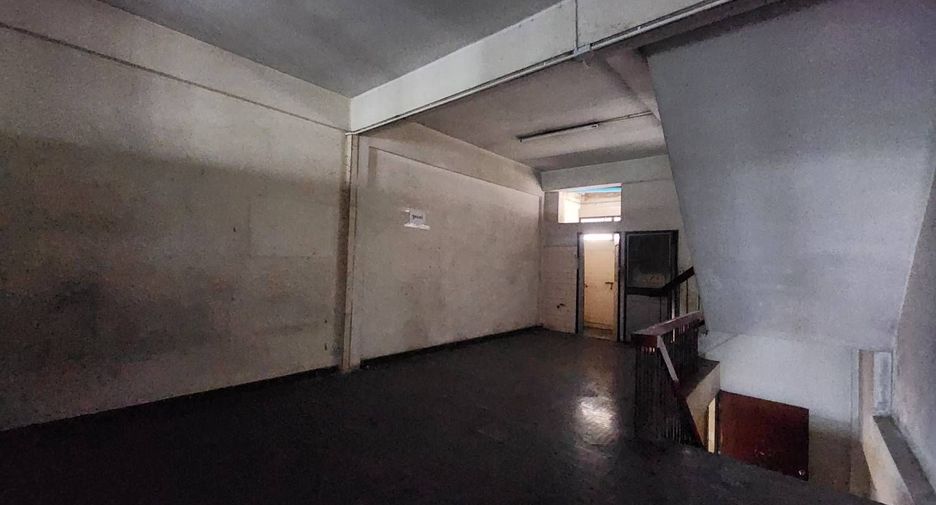 Продажа и аренда торговое помещение в Щаттхана, Бангкок