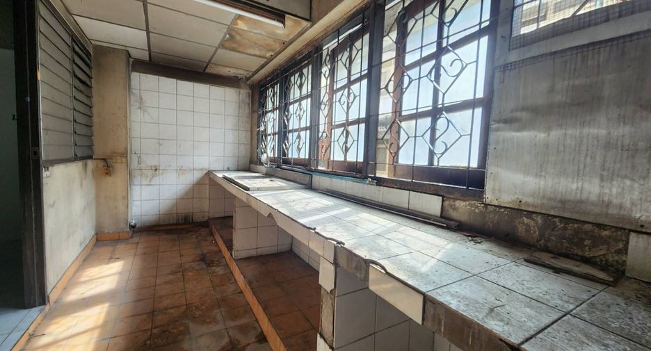 Продажа и аренда торговое помещение в Щаттхана, Бангкок