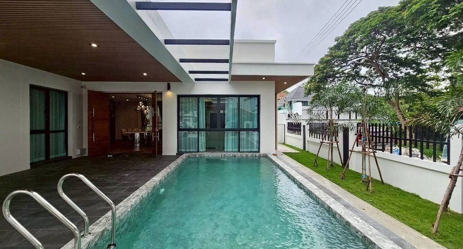 Villa en venta de 4 habitaciones en Jomtien, Pattaya