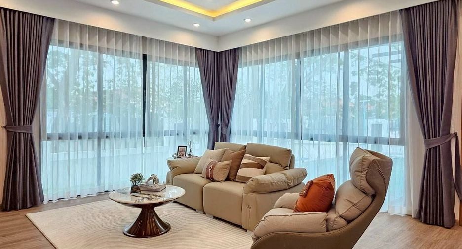 Villa en venta de 4 habitaciones en Jomtien, Pattaya