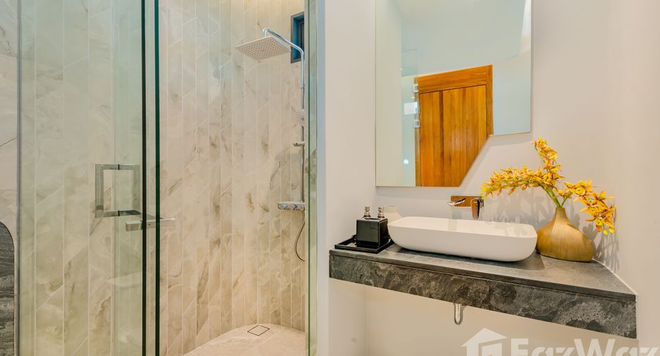 For sale 5 bedrooms villa in Thalang, Phuket