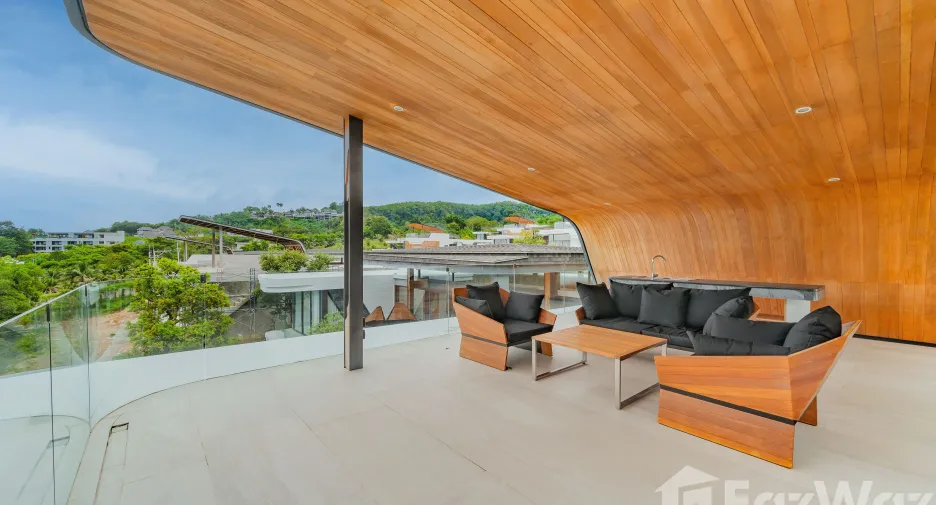 For sale 5 bedrooms villa in Thalang, Phuket