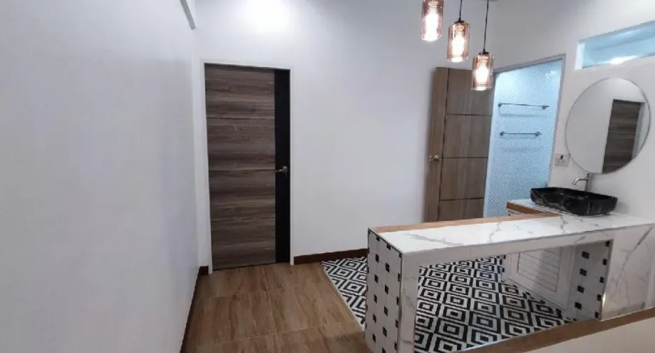For sale and for rent 2 bedrooms townhouse in Bang Na, Bangkok