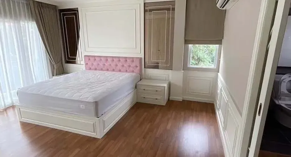For sale 3 bedrooms house in Pak Kret, Nonthaburi