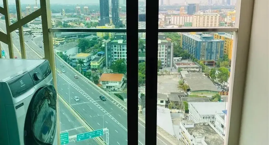 For sale and for rent 2 bedrooms condo in Phra Khanong, Bangkok