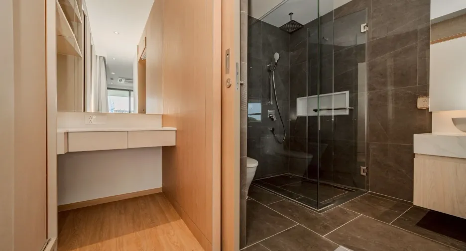 For sale and for rent 2 bedrooms condo in Thalang, Phuket