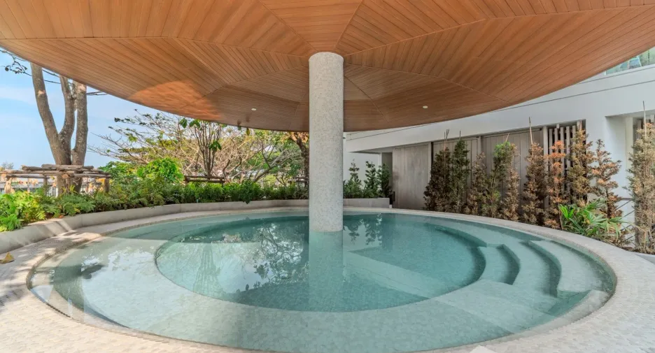 For sale and for rent 2 bedrooms condo in Thalang, Phuket