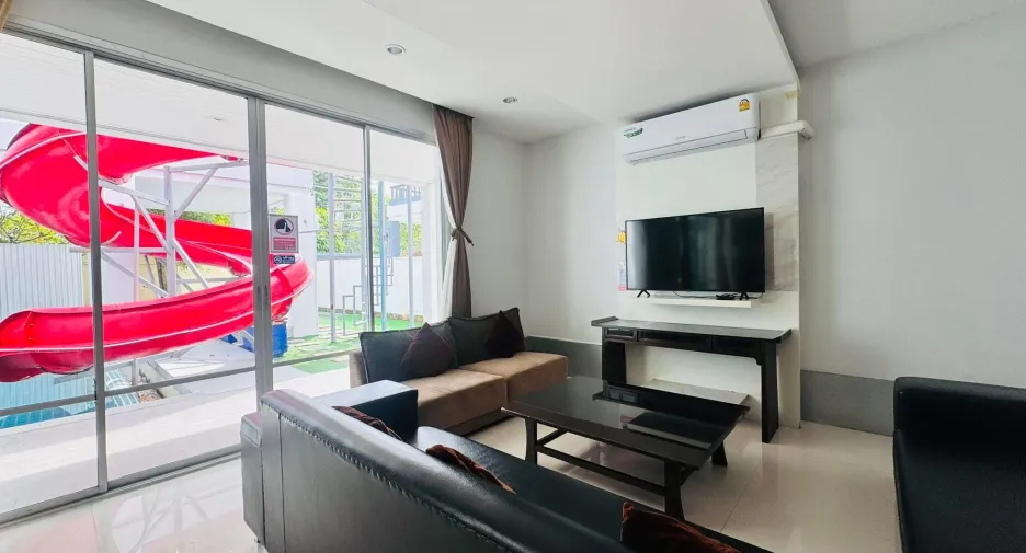 For sale そして for rent 5 ベッドルーム villa in Sattahip, Chonburi