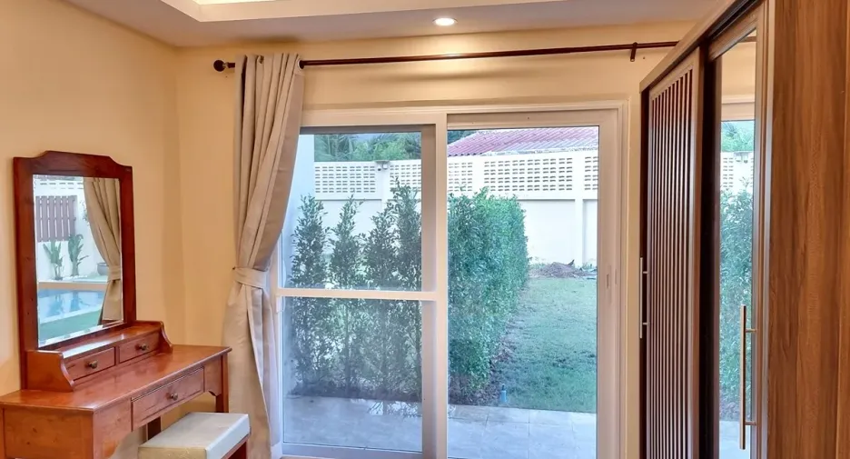 For rent 3 bedrooms townhouse in Mueang Phuket, Phuket