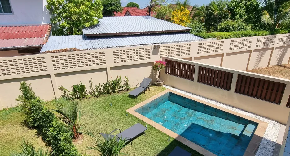 For rent 3 bedrooms townhouse in Mueang Phuket, Phuket