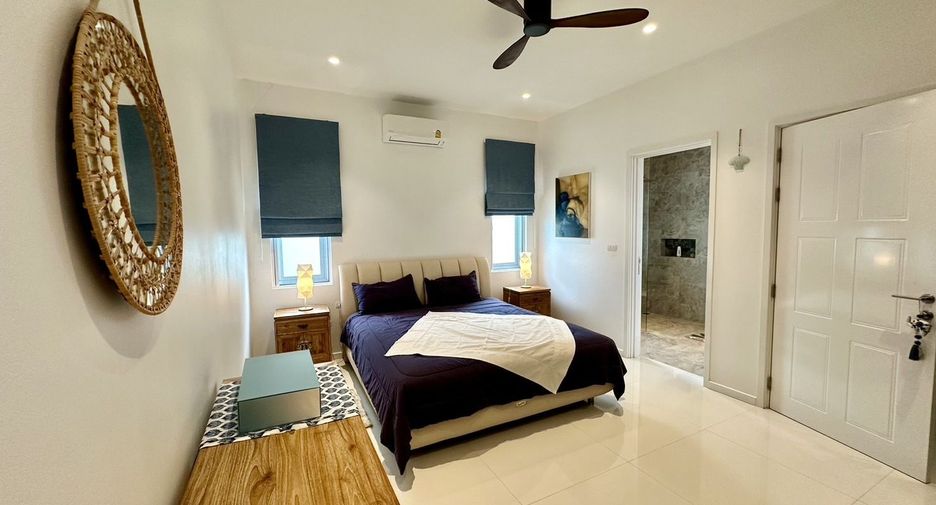 For sale 5 bedrooms villa in Hua Hin, Prachuap Khiri Khan
