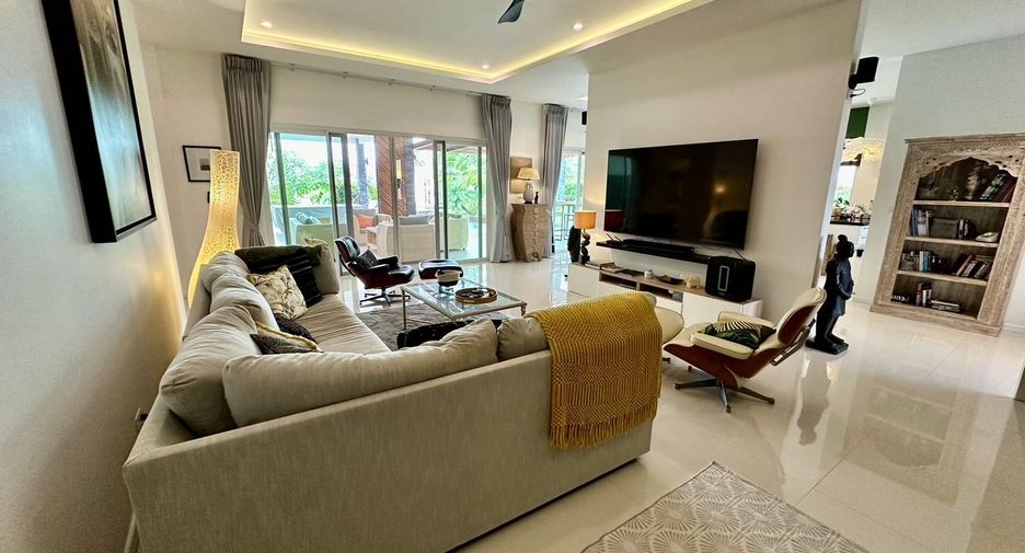 For sale 5 bedrooms villa in Hua Hin, Prachuap Khiri Khan