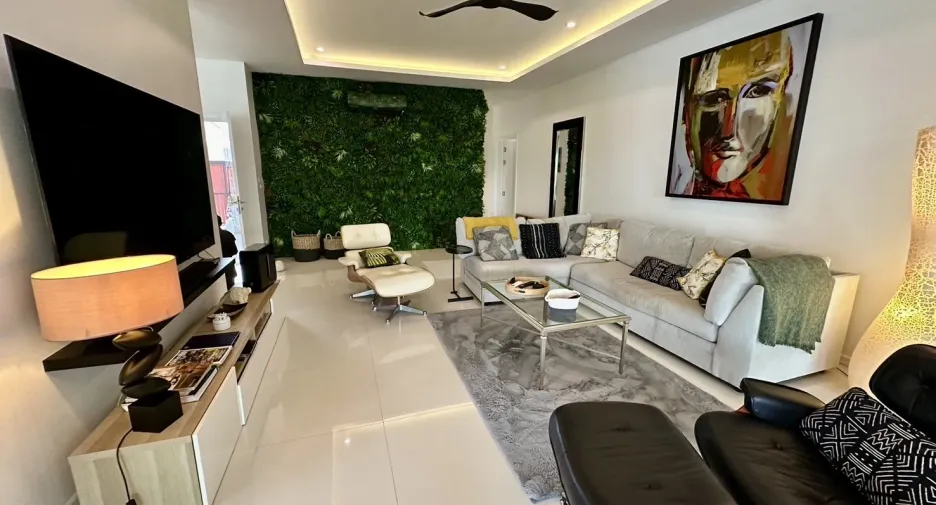 For sale 5 bedrooms villa in Hua Hin, Prachuap Khiri Khan