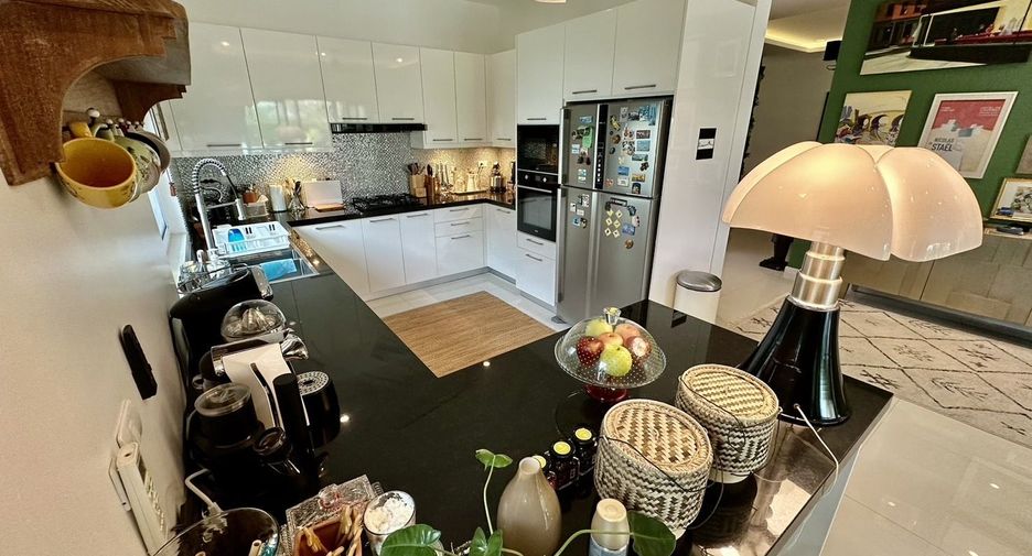 For sale 5 bedrooms villa in Hua Hin, Prachuap Khiri Khan