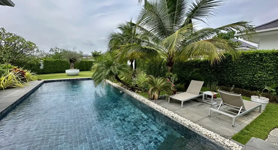 For sale 5 bedrooms villa in Hua Hin, Prachuap Khiri Khan