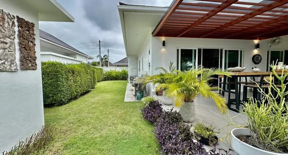 For sale 5 bedrooms villa in Hua Hin, Prachuap Khiri Khan