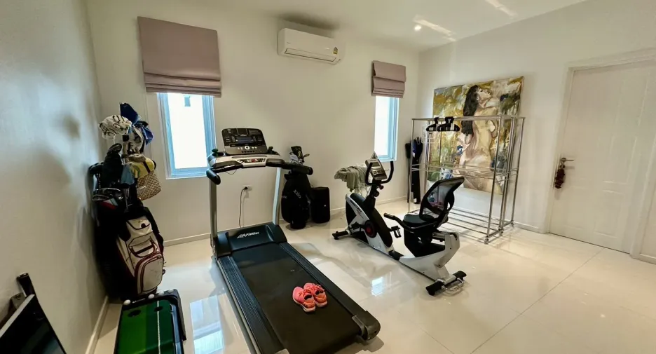 For sale 5 bedrooms villa in Hua Hin, Prachuap Khiri Khan