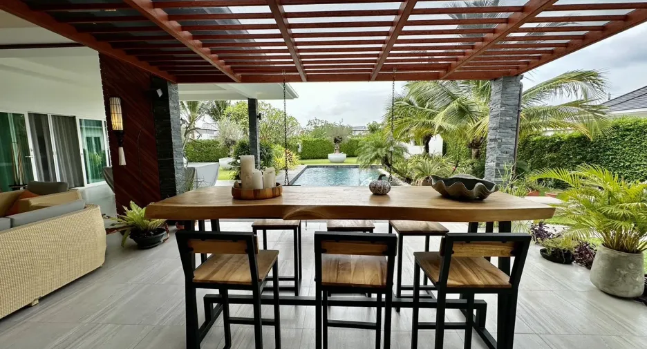 For sale 5 bedrooms villa in Hua Hin, Prachuap Khiri Khan