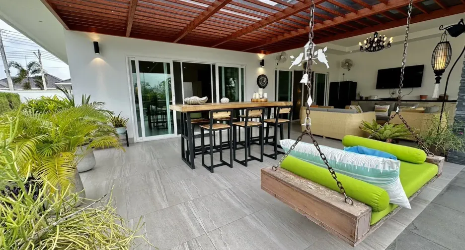 For sale 5 bedrooms villa in Hua Hin, Prachuap Khiri Khan