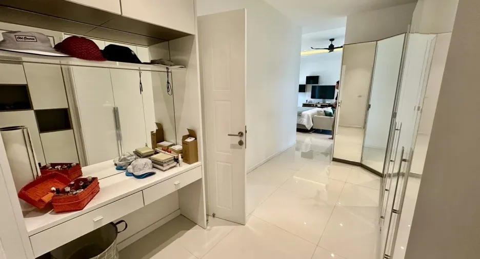 For sale 5 bedrooms villa in Hua Hin, Prachuap Khiri Khan