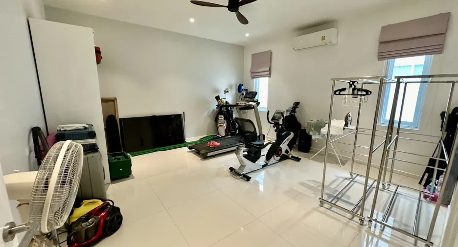 For sale 5 bedrooms villa in Hua Hin, Prachuap Khiri Khan