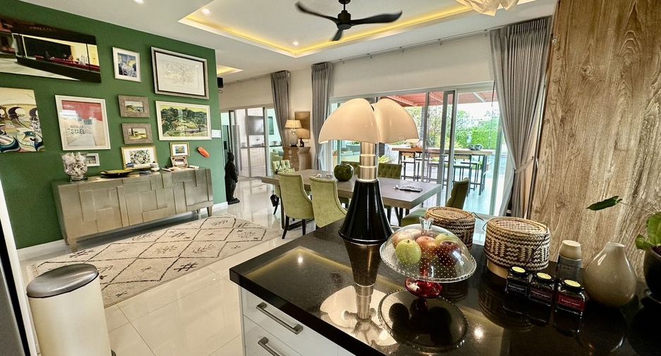 For sale 5 bedrooms villa in Hua Hin, Prachuap Khiri Khan