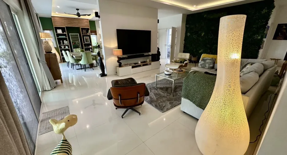 For sale 5 bedrooms villa in Hua Hin, Prachuap Khiri Khan