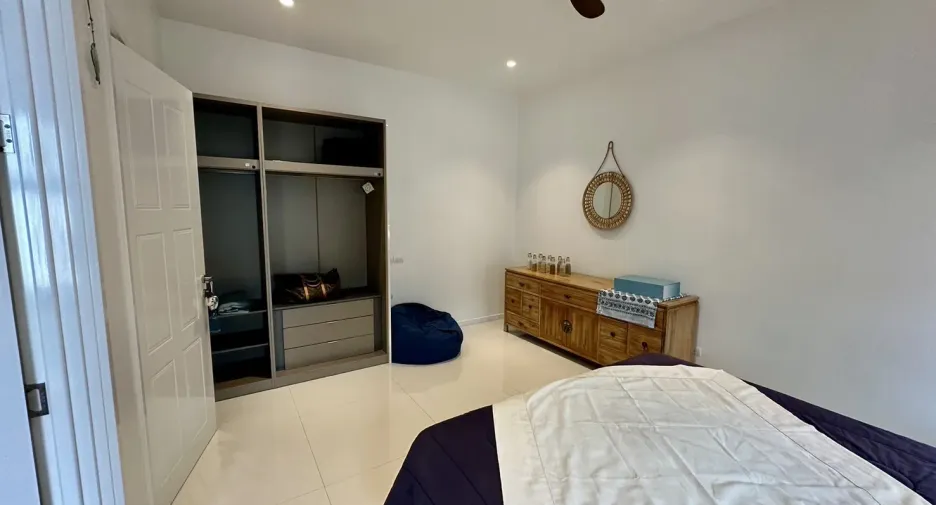 For sale 5 bedrooms villa in Hua Hin, Prachuap Khiri Khan
