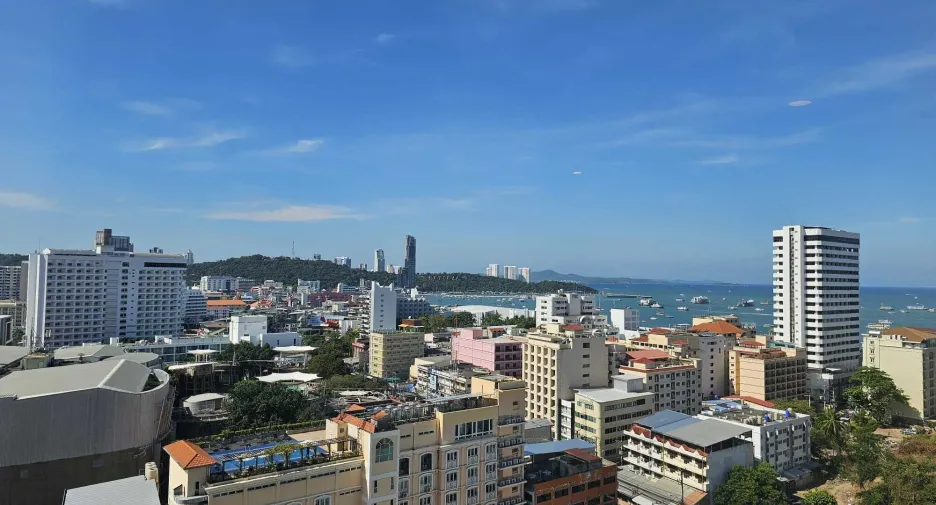 出售 1 卧室 公寓 在 Bang Lamung, Chon Buri