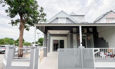 For sale 3 bedrooms house in Khlong Luang, Pathum Thani
