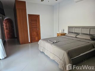 À louer 4 chambres maison à Bang Lamung, Chonburi