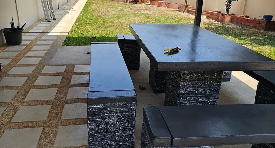 For rent 4 bedrooms house in Bang Lamung, Chonburi