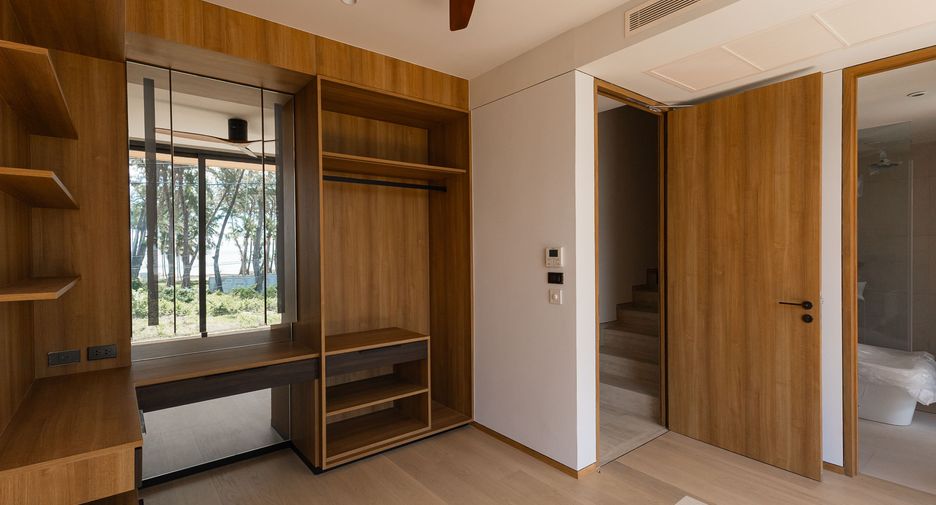 For sale 4 ベッドルーム villa in Thalang, Phuket