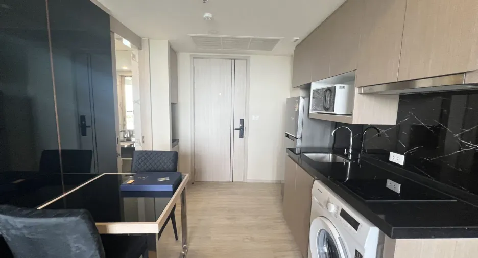 For rent 1 bed condo in Bang Lamung, Chonburi