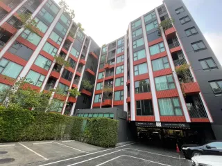 出售 2 卧室 公寓 在 Phra Khanong, 曼谷