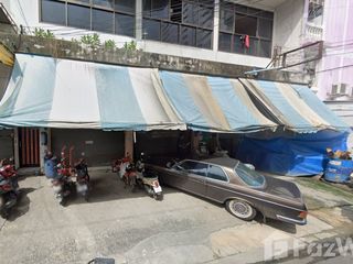 出售 和 出租 10 卧室 商业空间 在 Huai Khwang, 曼谷