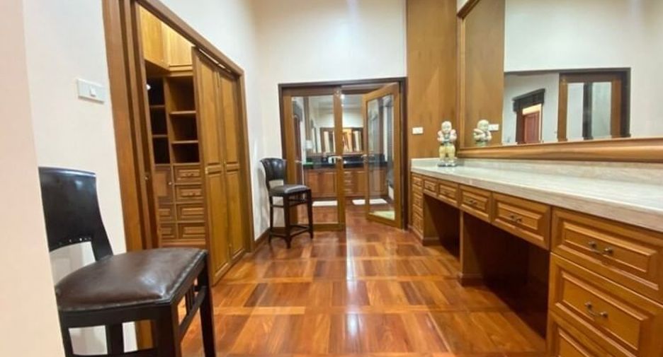 Villa zum Kauf mit 3 Zimmer in Sattahip, Chonburi