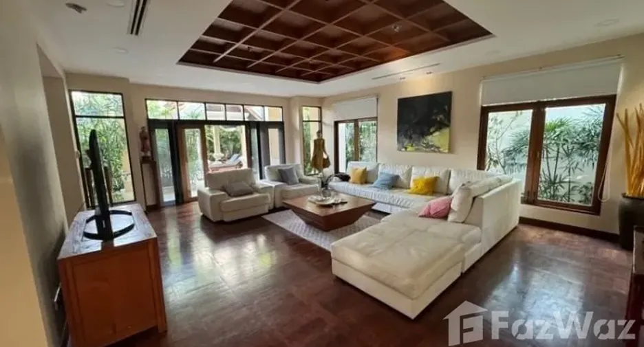 Villa zum Kauf mit 3 Zimmer in Na Jomtien, Pattaya