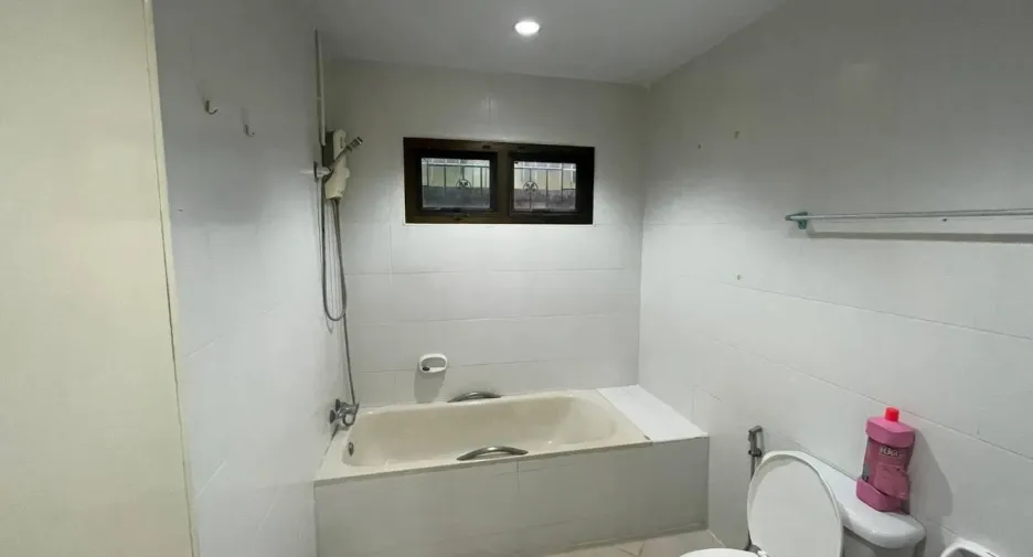 For sale 2 bedrooms house in Bang Lamung, Chonburi