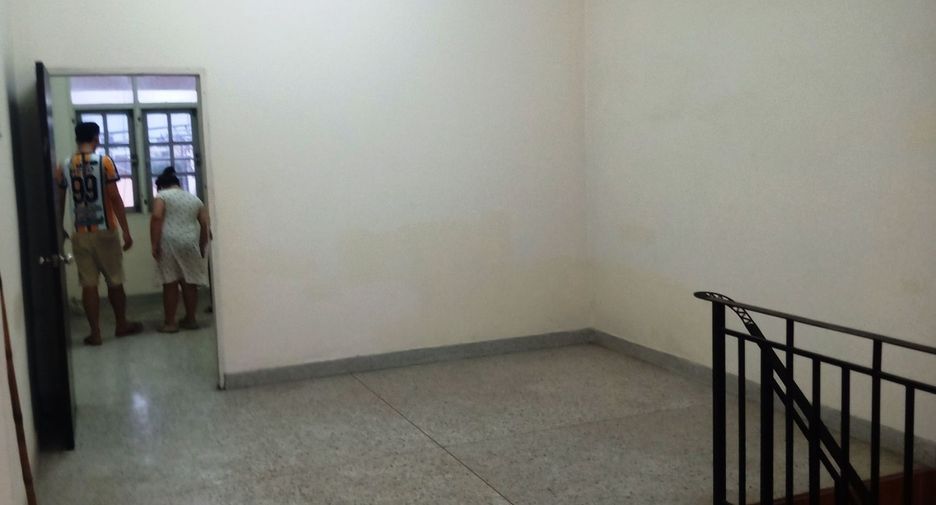 For sale and for rent 2 bedrooms retail Space in Mueang Buriram, Buriram