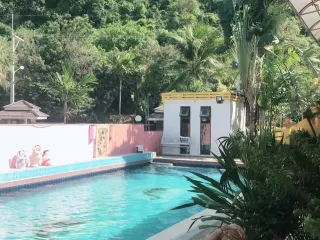 出售 9 卧室 别墅 在 三百峰, 班武里府