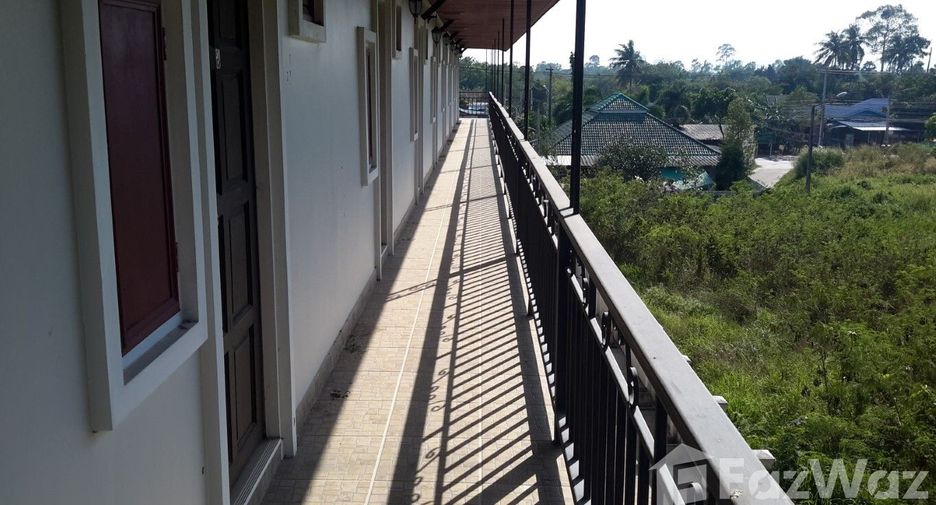 For sale 24 bedrooms hotel in Bang Lamung, Chonburi