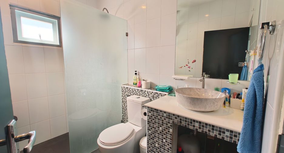 Villa zum Kauf mit 4 Zimmer in Hua Hin, Prachuap Khiri Khan