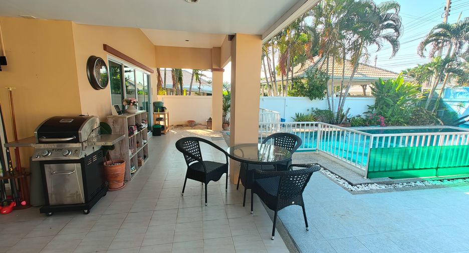 Villa zum Kauf mit 4 Zimmer in Hua Hin, Prachuap Khiri Khan