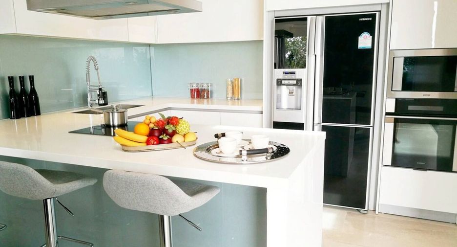 For rent 3 bedrooms villa in Thalang, Phuket