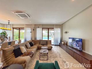 À vendre et à louer 3 chambres villa à Bang Lamung, Chonburi