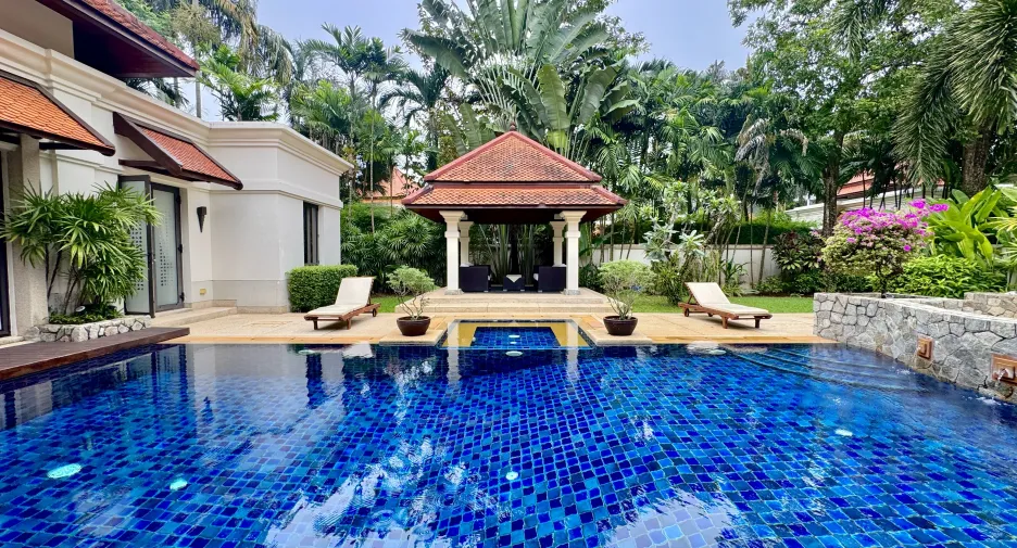 À vendre 5 chambres villa à Thalang, Phuket