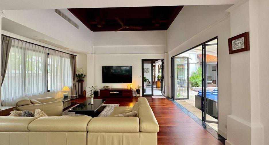 À vendre 5 chambres villa à Thalang, Phuket